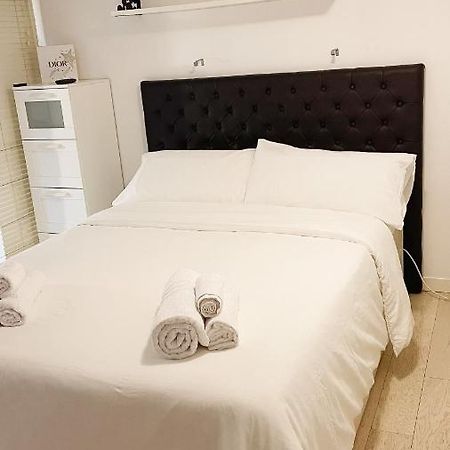 Accogliente Loft A 8 Min Dal Duomo Apartment Милано Екстериор снимка